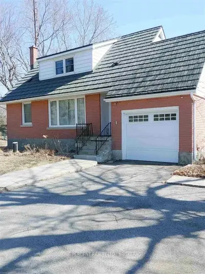 411 Kingston Mills Road, Kingston, ON K7L 4V3
