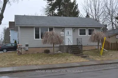 230 Thomas Street W, Greater Napanee, On, K7r 2h9
