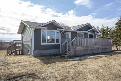 19185 Loyalist Parkway, Prince Edward County, On K0k 1t0