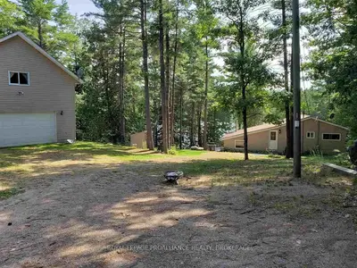 1411 Jacques Bay Road, Addington Highlands, On K0h 1k0