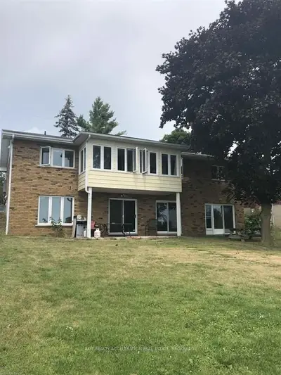 206 Main Street, Deseronto, On K0k 1x0