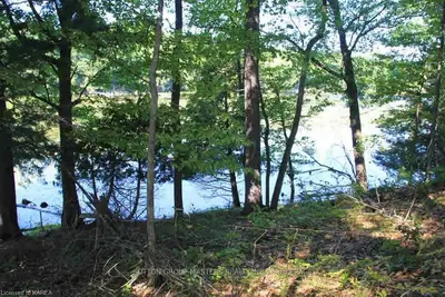 Leisure Point Road, Rideau Lakes, On, K0h 1h0