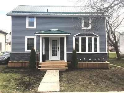 165 Wellington Street, Gananoque, On K7g 1b6
