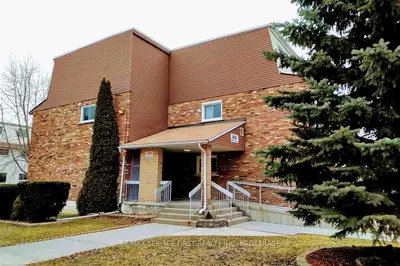 845 Milford Drive 307, Kingston, On K7p 1a7