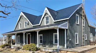103 Chuckery Hill, Prince Edward County, On, K0k 2t0