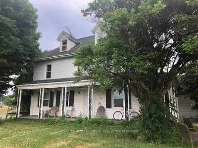 136 County Rd 42, Leeds And The Thousand Islands, On, K0e 1g0