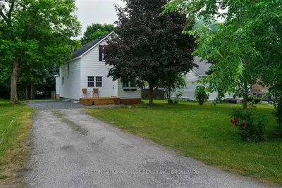 1221 Montreal Street, Kingston, On K7k 3l3
