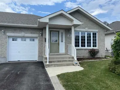 55 Ellesmeer Avenue, Kingston, On K7p 3h8