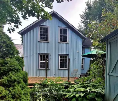 145 Sydenham Street W, Gananoque, On K7g 1c1