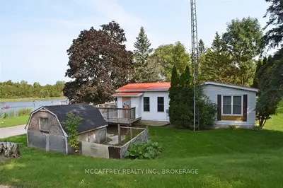 130 Queen Street, Tyendinaga, On K0k 3a0