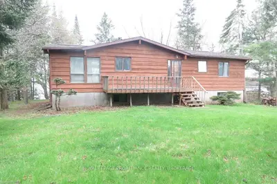 1922 Howe Island Drive, Frontenac Islands, On K7g 2v6