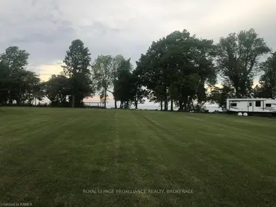 568 Nine Mile Point Road, Frontenac Islands, On K0h 2y0