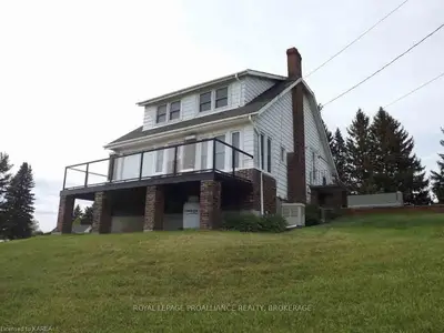 4682 E HIGHWAY 2, Front of Leeds & Seeleys Bay, ON K7G 2V5