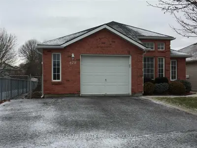 670 Roosevelt Drive, Kingston, On K7m 8t8
