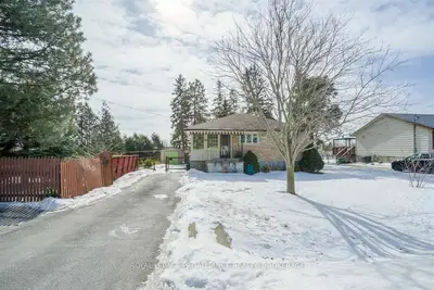 1277 Lashford Street, Kingston, On K7m 5j4