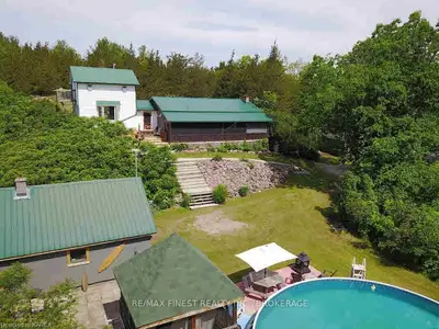 3038 Outlet Road, Front of Leeds & Seeleys Bay, ON K0E 1L0
