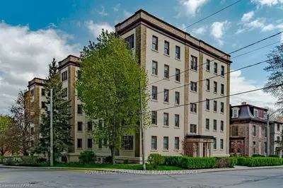 67 Sydenham Street 504, Kingston, On K7l 3h2