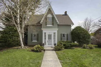 208 Dundas Street, Greater Napanee, On K7r 2a6