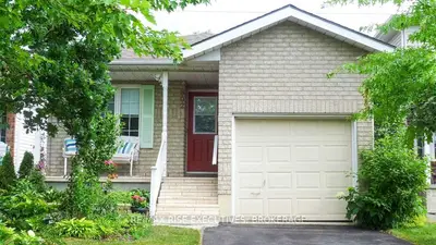 802 Peachwood Street, Kingston, On K7m 3g6