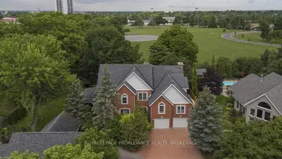 96 College Street, Kingston, On, K7l 4l6