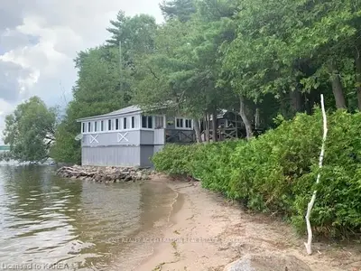 53 Water Combe Road, Greater Napanee, On, K7r 3k8