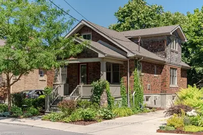 41 Traymoor Avenue, Kingston, On K7l 4k9