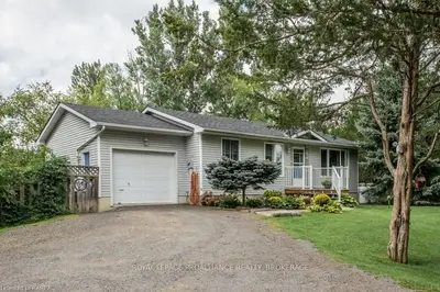 1223 County Road 9, Greater Napanee, On, K7r 3k8