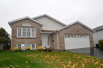 1329 Fisher Crescent, Kingston, On K7m 8t2