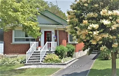 461 College Street, Kingston, On K7l 4m8