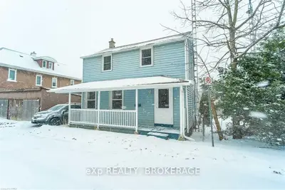 135 St. Lawrence Street, Gananoque, On K7g 2c3