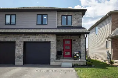 110 Kanvers Way, Greater Napanee, On K7r 3x6
