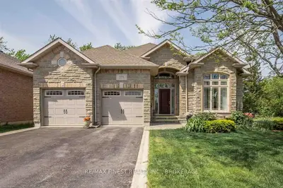 1094 Fawn Court, Kingston, On K7p 0a3