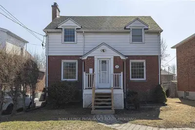 676 Brock Street, Kingston, On K7l 1v8