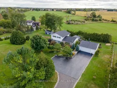 1229 Marble Rock Road, Front Of Leeds & Seeleys Bay, On K7g 2v4