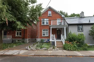 68 Lower Union Street, Kingston, On K7l 2n1