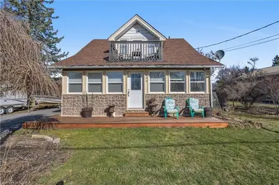 293 Dundas Street W, Greater Napanee, On K7r 2b3