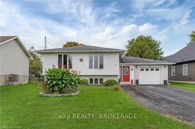 12 JESSIE Street, Lansdowne Village, ON K0E 1L0