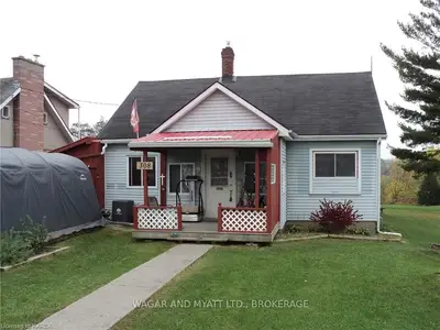 308 DUNDAS Street W, Greater Napanee, ON K7R 2B4