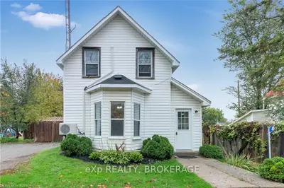 40 Queen Street, Tweed, On K0k 2l0