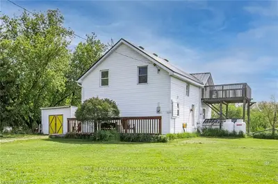 33 Ann Street, Tweed, On K0k 2l0