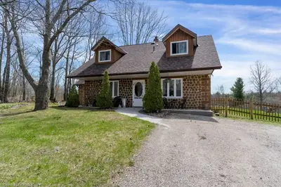 1241 County Road 2, Leeds And The Thousand Islands, On, K0e 1l0