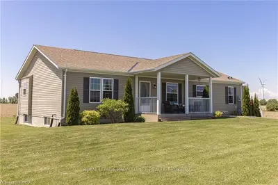 289 9th Line Road, Frontenac Islands, On K0h 2y0