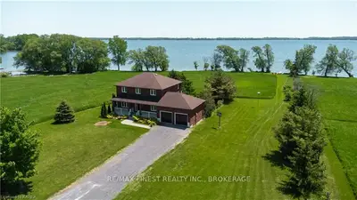 8912 Loyalist Parkway Parkway, Greater Napanee, On K0h 1g0