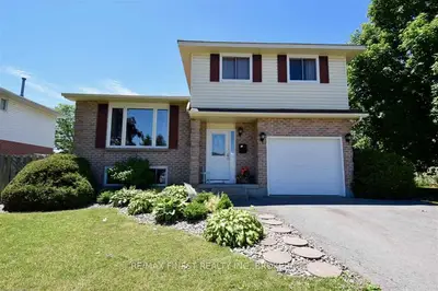 10 ANGUS Drive, Greater Napanee, ON K7R 3W6