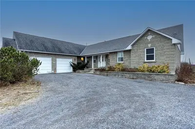 2327 Hiscocks Road, Front Of Leeds & Seeleys Bay, On K7g 2v4