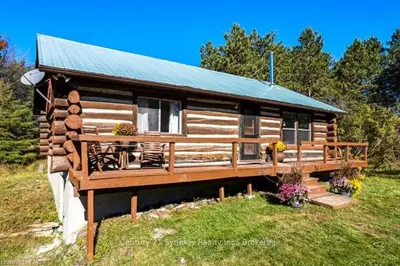 215 Waddle Creek Road, Lanark Highlands, On K0g 1k0