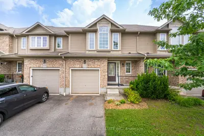 Condo Townhouse in Waterloo