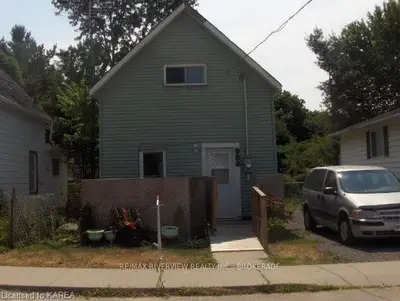 133 Georgiana Street, Gananoque, On K7g 1h5