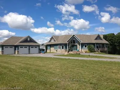 10745 Loyalist Parkway, Greater Napanee, On K0h 1g0