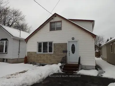 299 COLLEGE Street, Kingston, ON K7L 4M3